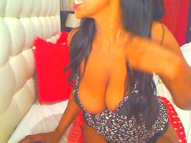 HOTLILLIE webcam