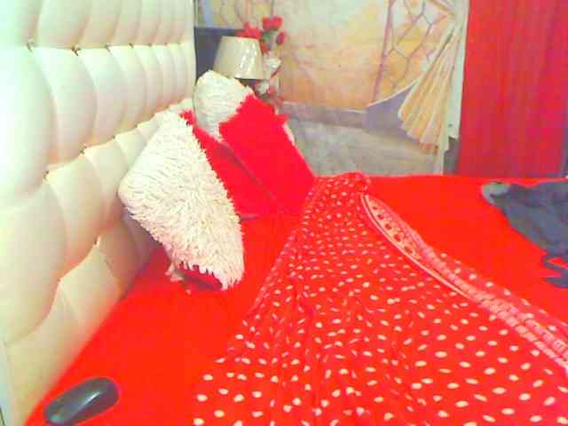 xxx live show HOTLILLIE