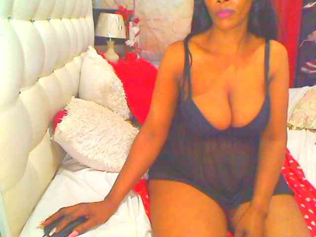 HOTLILLIE webcam
