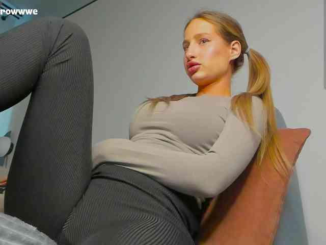 aimeerowwwe webcam