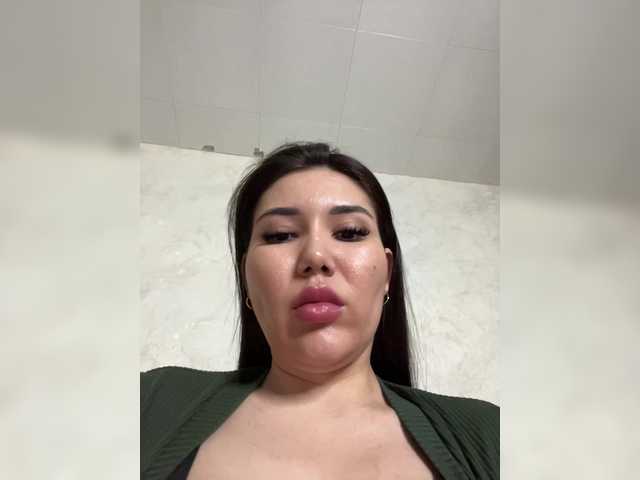 kassandra-'s BongaCams show and profile