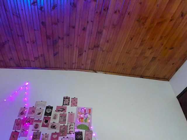 Pucca0's BongaCams show and profile