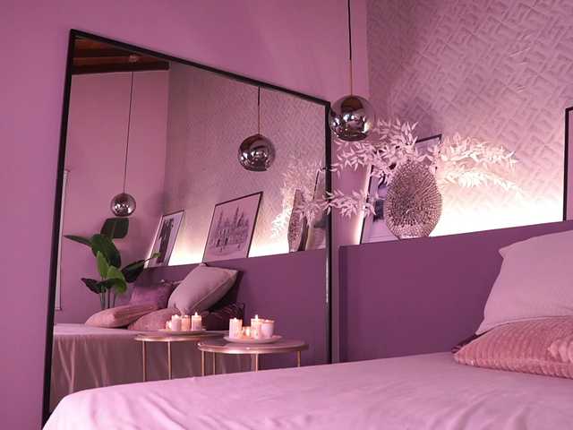 IzzyWild's BongaCams show and profile