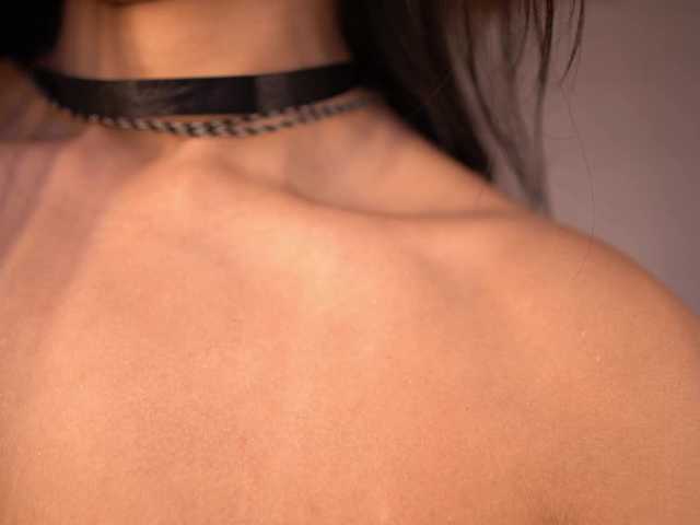 IzzyWild's BongaCams show and profile