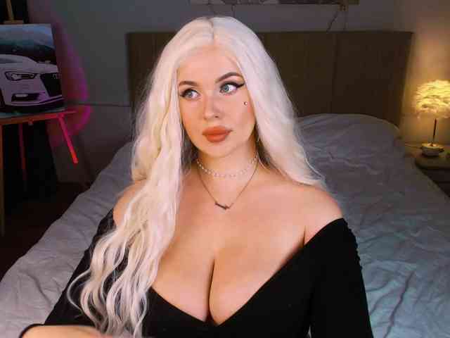 GoddessGlow webcam