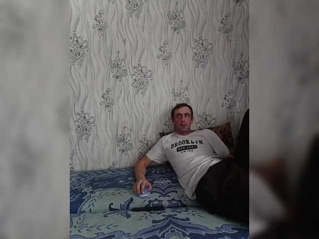 EileenKimberly's BongaCams show and profile