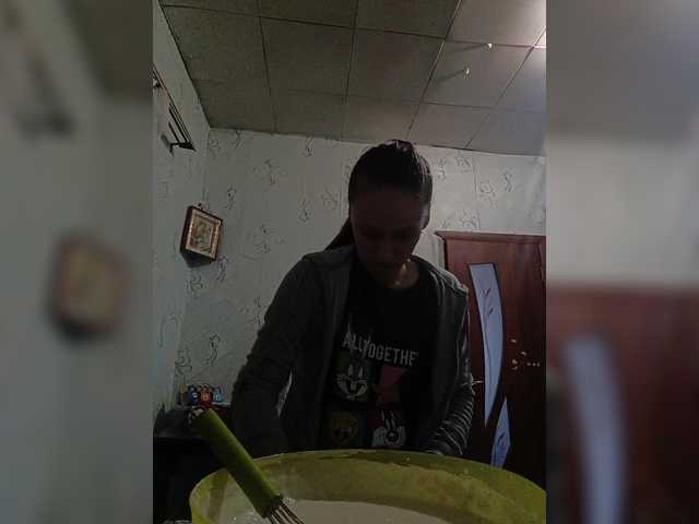 EileenKimberly's BongaCams show and profile