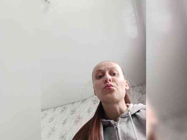 MissHamilton2345 webcam