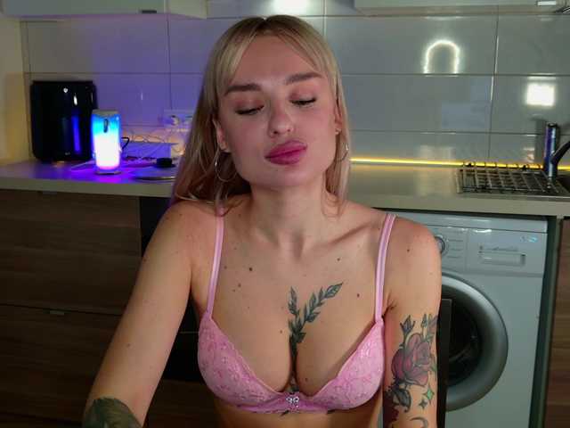 Tatachka1's BongaCams show and profile