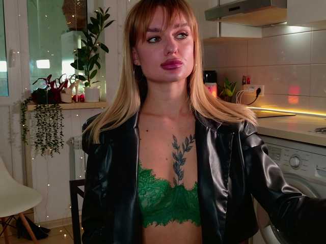 Tatachka1's BongaCams show and profile