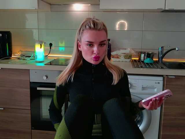 Tatachka1's BongaCams show and profile