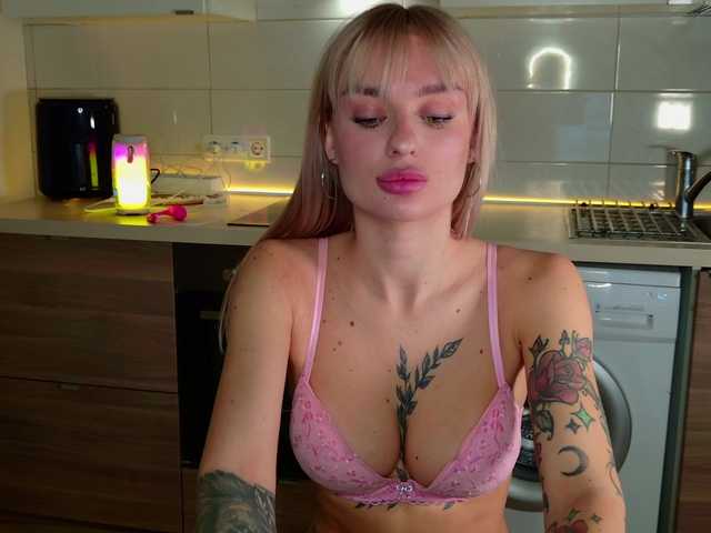 Tatachka1's BongaCams show and profile