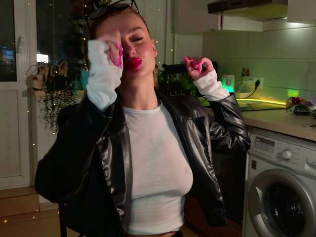 Tatachka1's BongaCams show and profile