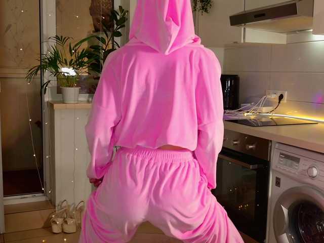 Tatachka1's BongaCams show and profile