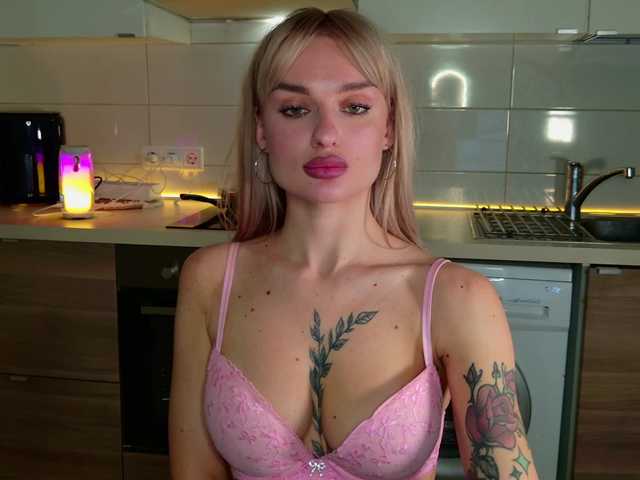 Tatachka1's BongaCams show and profile