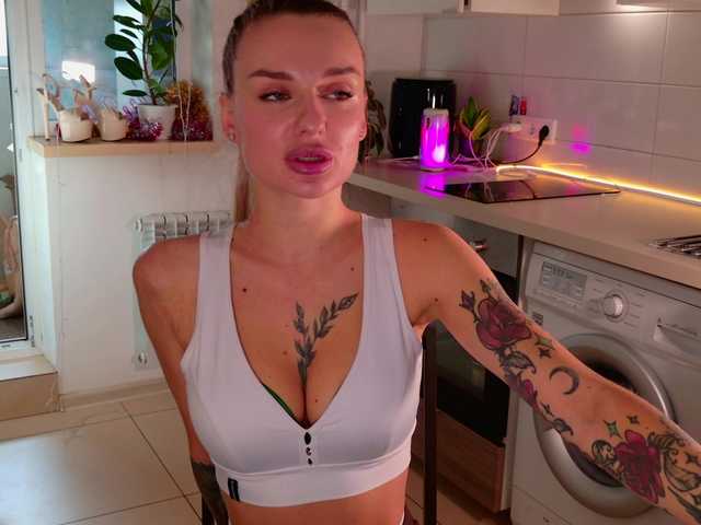 Tatachka1's BongaCams show and profile