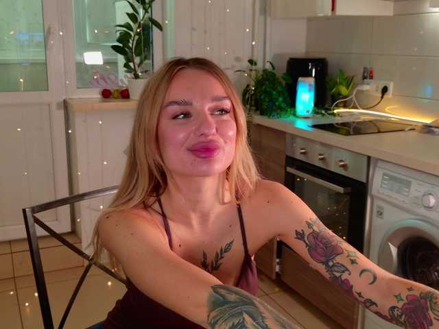 Tatachka1's BongaCams show and profile