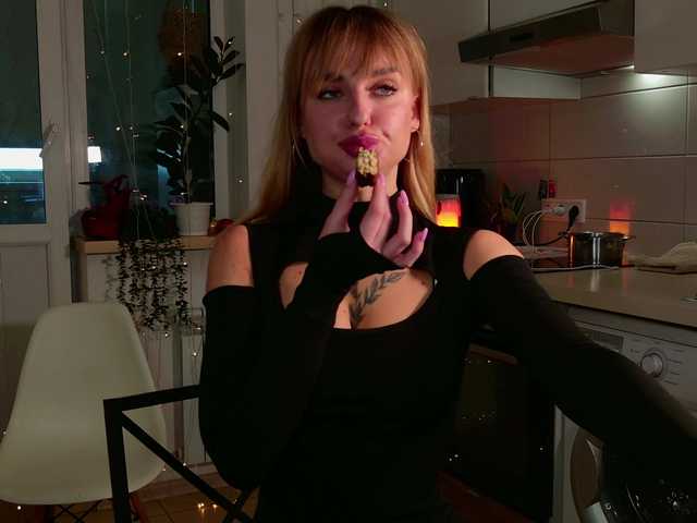 Tatachka1's BongaCams show and profile