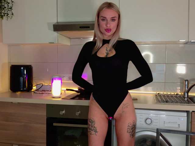 Tatachka1's BongaCams show and profile