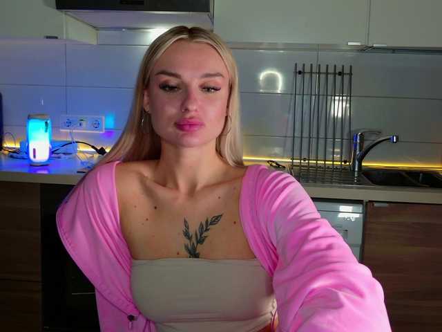 Tatachka1's BongaCams show and profile