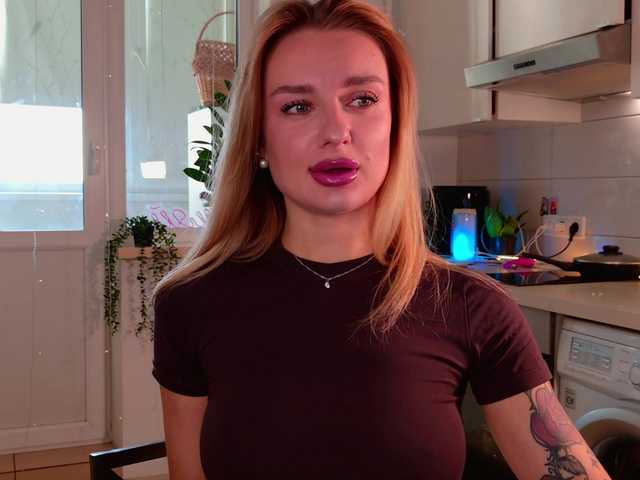 Tatachka1's BongaCams show and profile