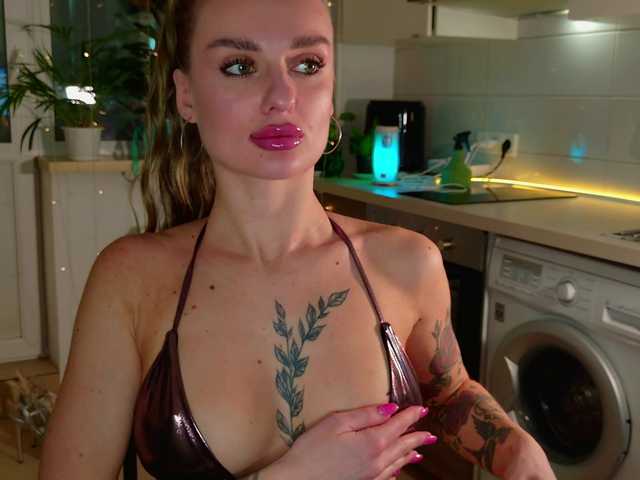 Tatachka1's BongaCams show and profile