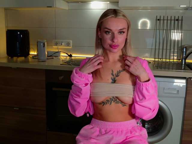 Tatachka1's BongaCams show and profile