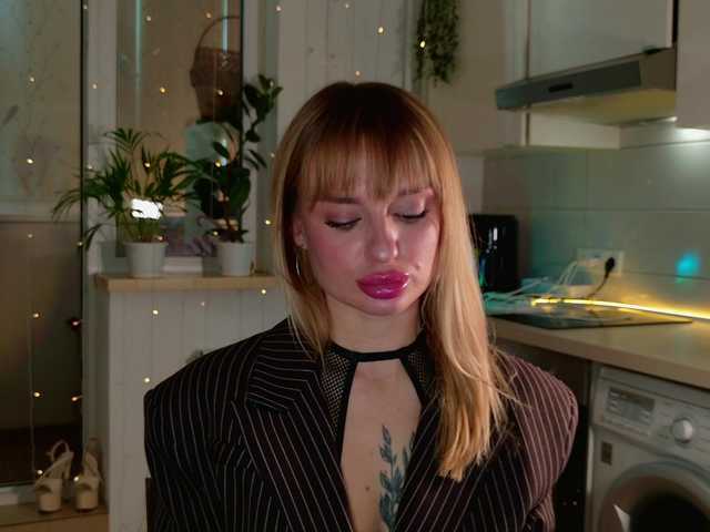 Tatachka1's BongaCams show and profile