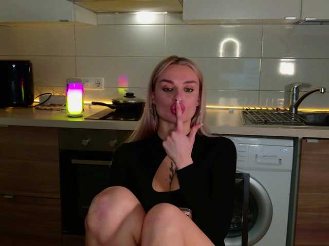 Tatachka1's BongaCams show and profile