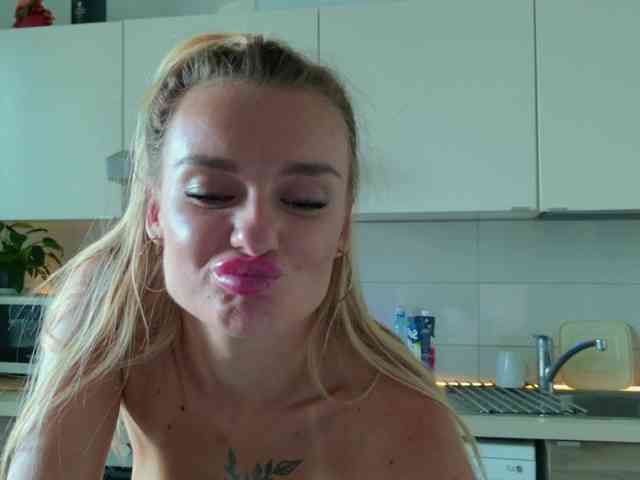 Tatachka1 webcam