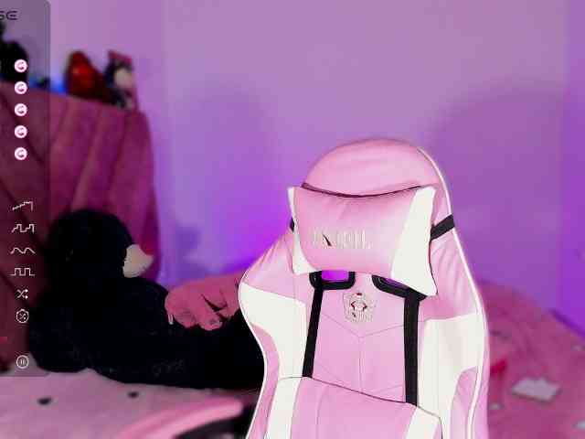 Elysexidoll1 Live Webcam on BongaCams