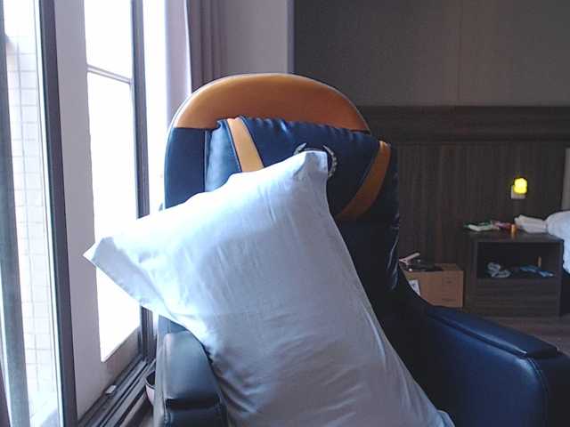 luvlily666's BongaCams show and profile