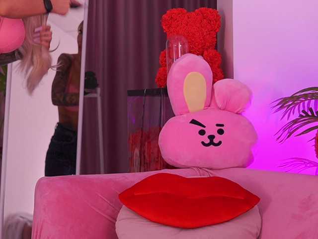 TheFallingAngel's BongaCams show and profile