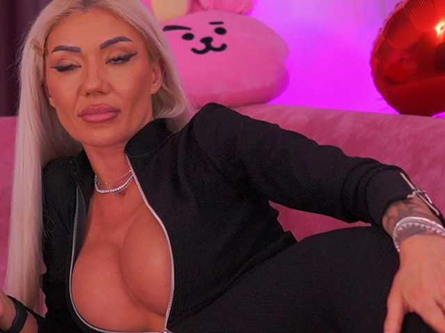 TheFallingAngel's BongaCams show and profile