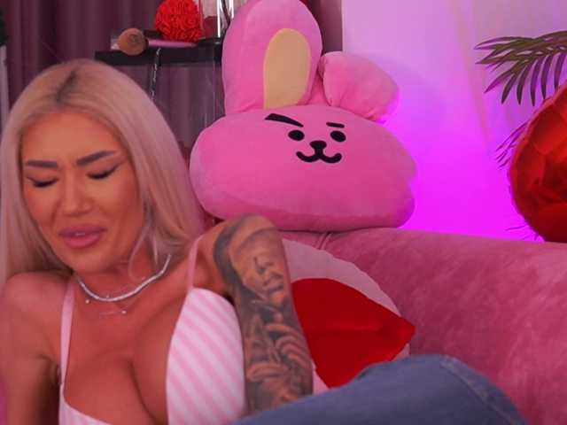 TheFallingAngel's BongaCams show and profile