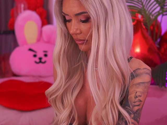 BongaCams TheFallingAngel is Freechat TheFallingAngel — 15 TOKENS FOR LOVENSE Naughty blonde ready for any fantasy #lovense #blonde #dildo #lush #boobs #milf