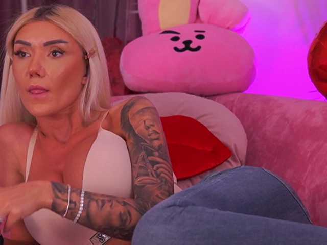 TheFallingAngel's BongaCams show and profile