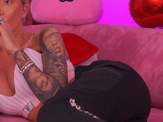 TheFallingAngel's BongaCams show and profile