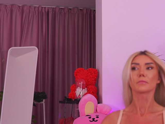 TheFallingAngel's BongaCams show and profile