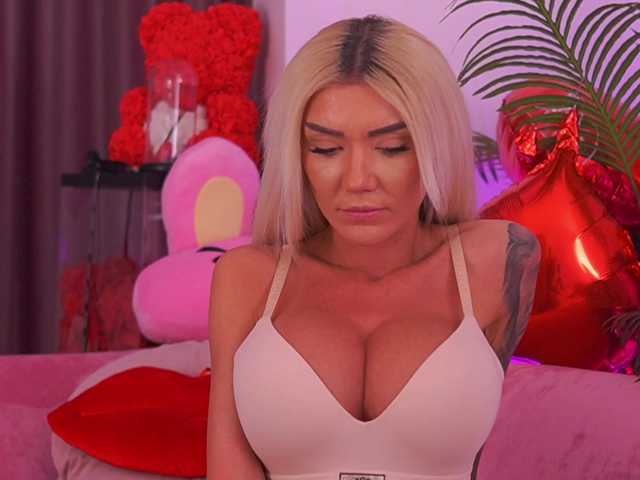 TheFallingAngel's BongaCams show and profile