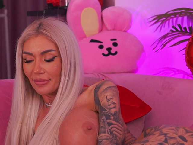 TheFallingAngel's BongaCams show and profile