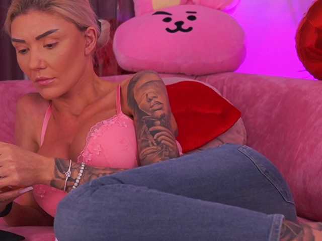 TheFallingAngel's BongaCams show and profile