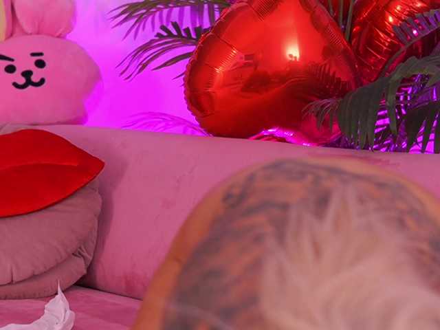 TheFallingAngel's BongaCams show and profile