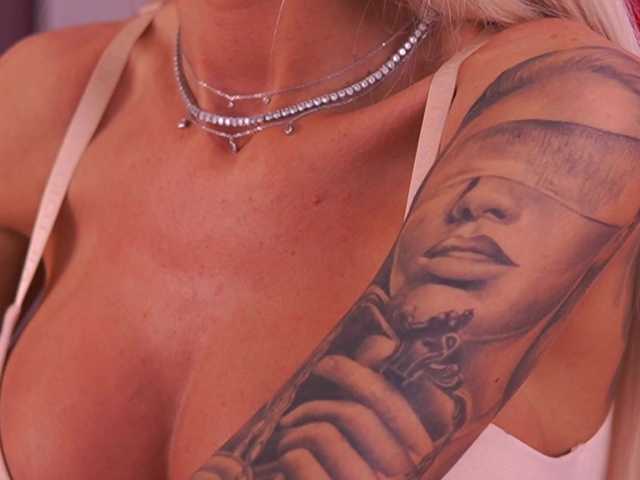 TheFallingAngel's BongaCams show and profile