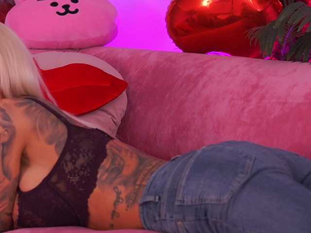 TheFallingAngel's BongaCams show and profile