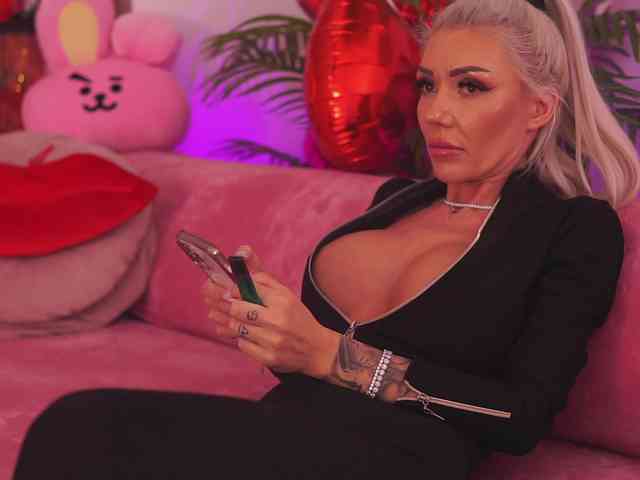 TheFallingAngel webcam