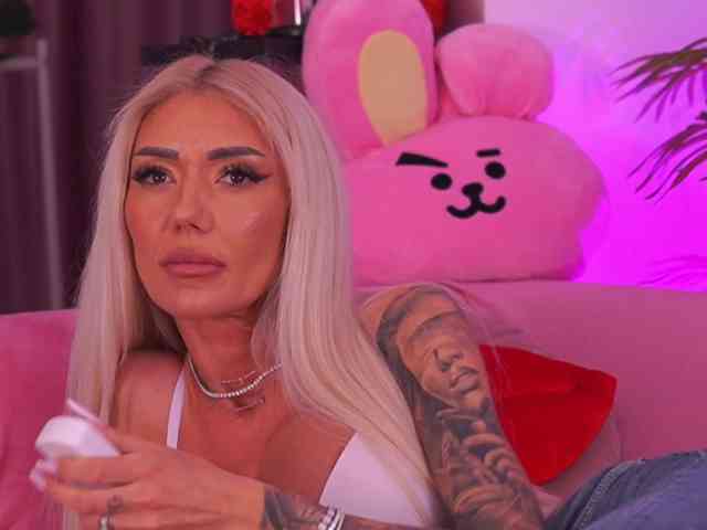 TheFallingAngel webcam