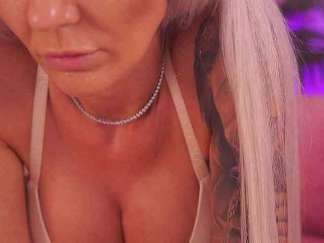 TheFallingAngel webcam