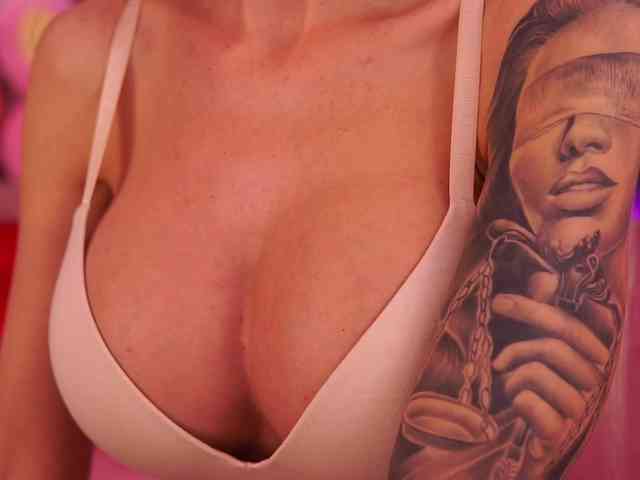 TheFallingAngel webcam