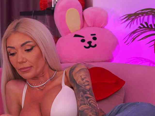 TheFallingAngel webcam